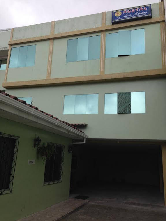 Hostal Los Lirios Loja Kültér fotó